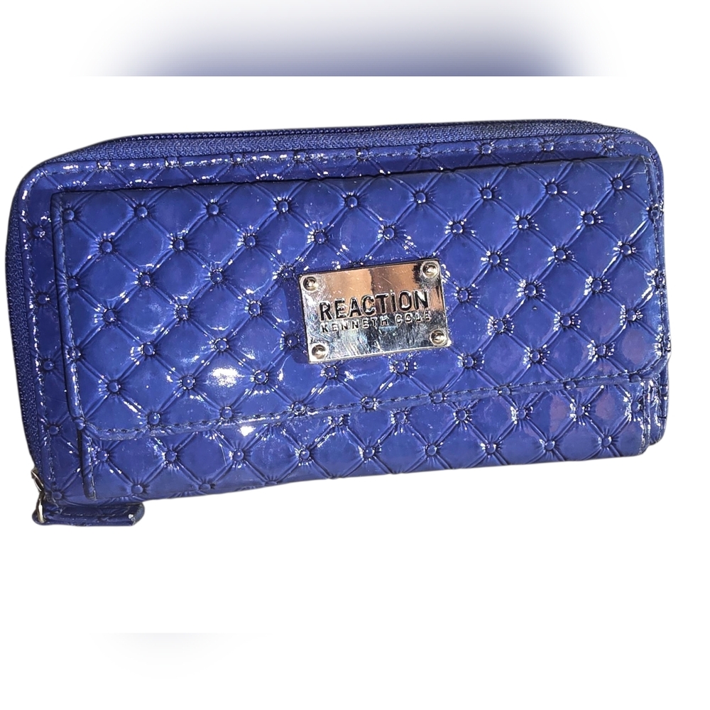 Kenneth Cole Reaction Shiny Blue Quilted Wallet